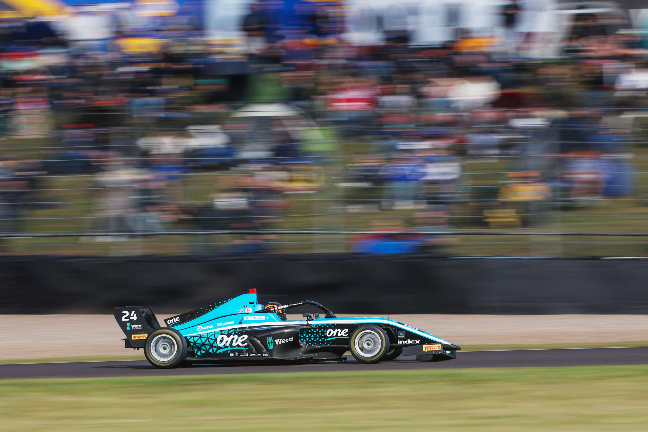 Molnar_Martin_brit_F4_Donington_osszefoglalo_3